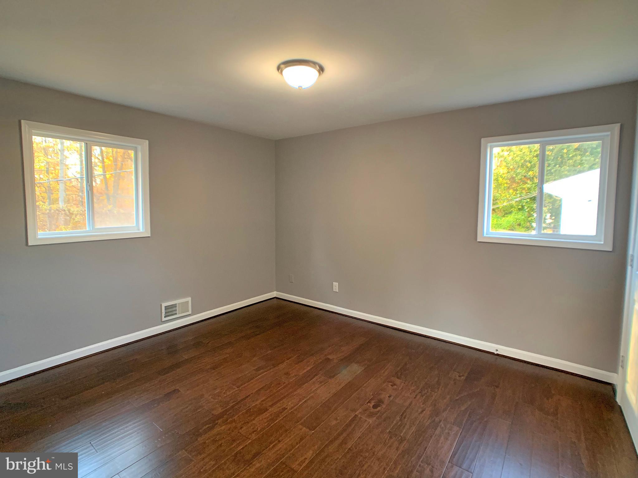 4739 Byron Road Baltimore, MD 21244 - Photo 7 of 22