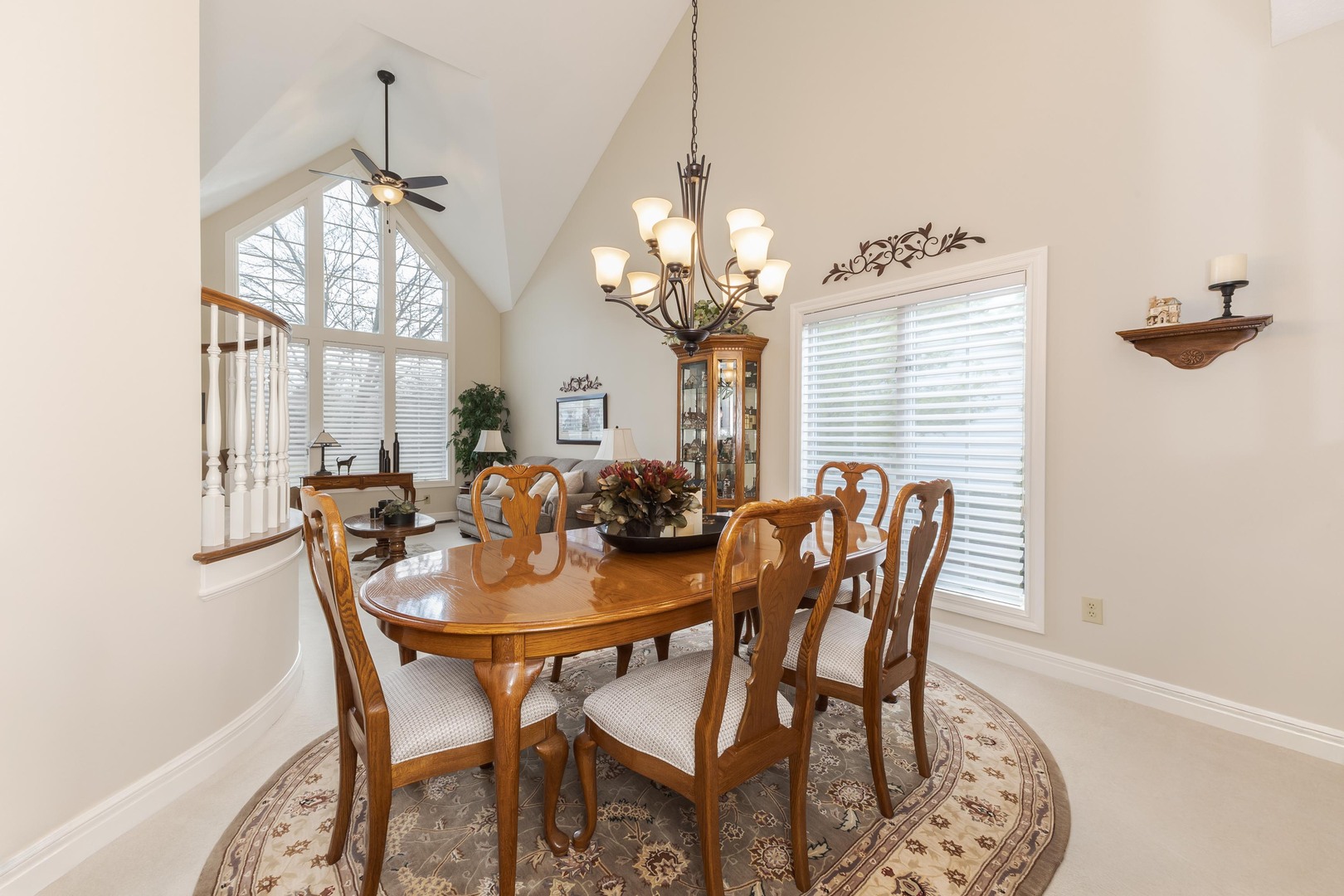 2006 Woodbine Road Bloomington, IL 61704 - Photo 29 of 98 a dining room with furniture and window