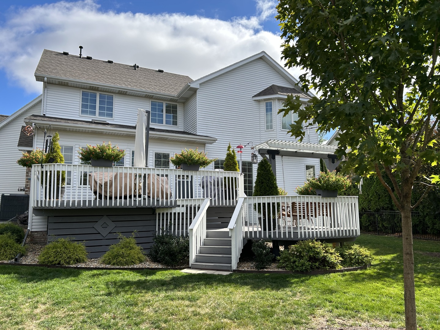 2006 Woodbine Road Bloomington, IL 61704 - Photo 3 of 98