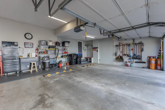 $574,900 | 2006 Woodbine Road, Bloomington, IL 61704