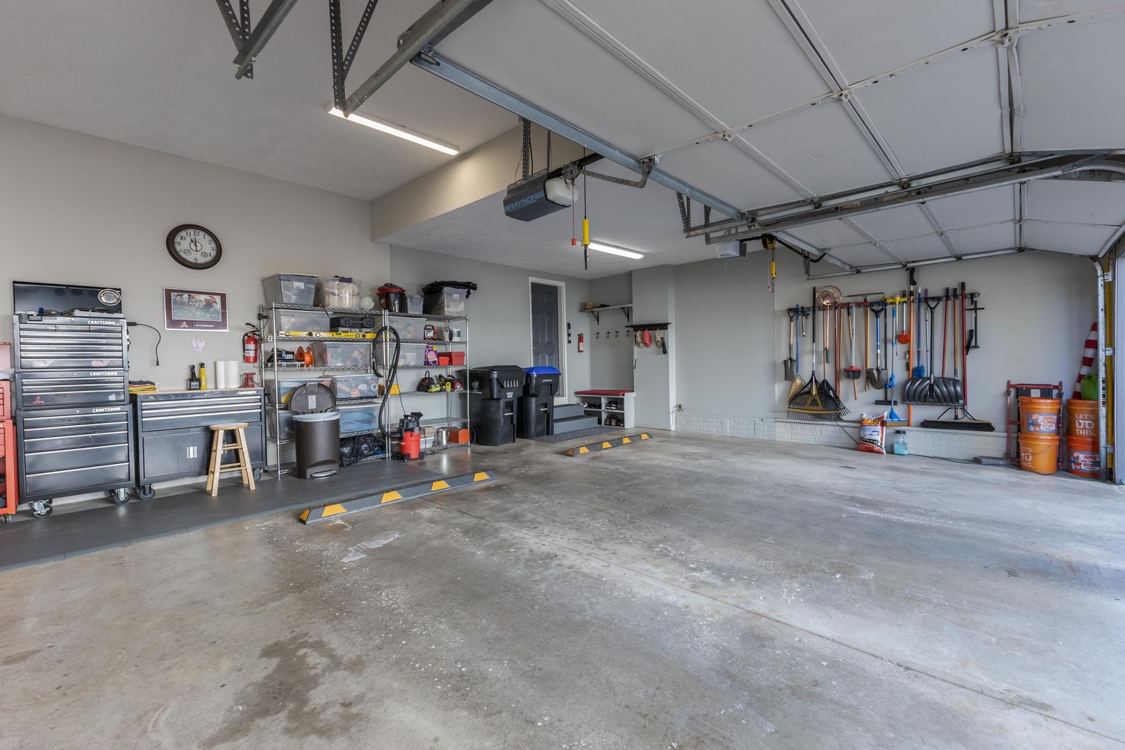 2006 Woodbine Road Bloomington, IL 61704 - Photo 81 of 98