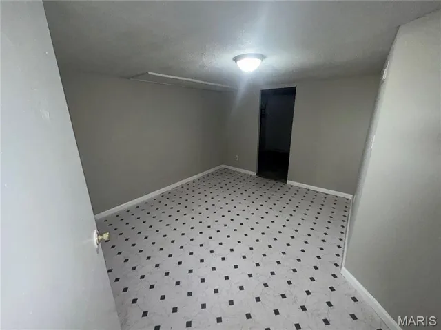 $119,000 | 9724 Margo Ann Lane, Woodson Terrace, MO 63134