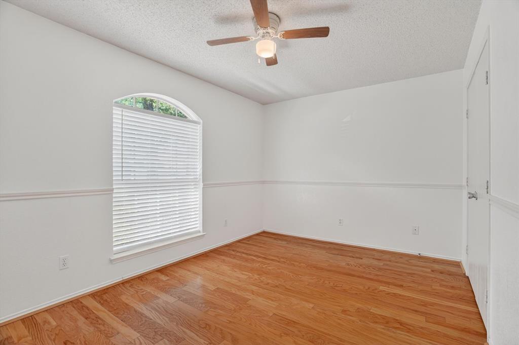 549 Dylan Court Azle, TX 76020 - Photo 11 of 22