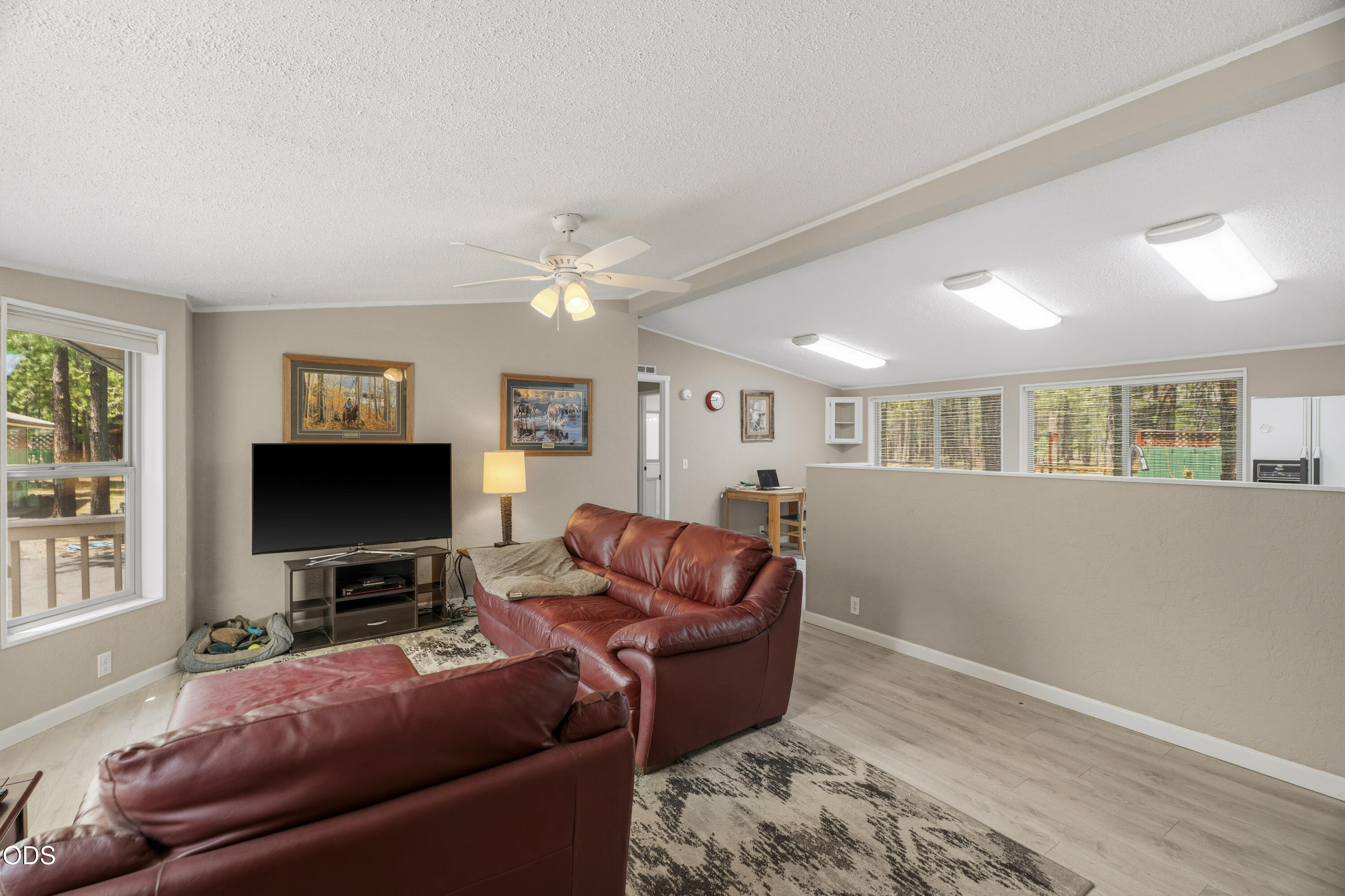 14870 Springwood Road La Pine, OR 97739 - Photo 4 of 49