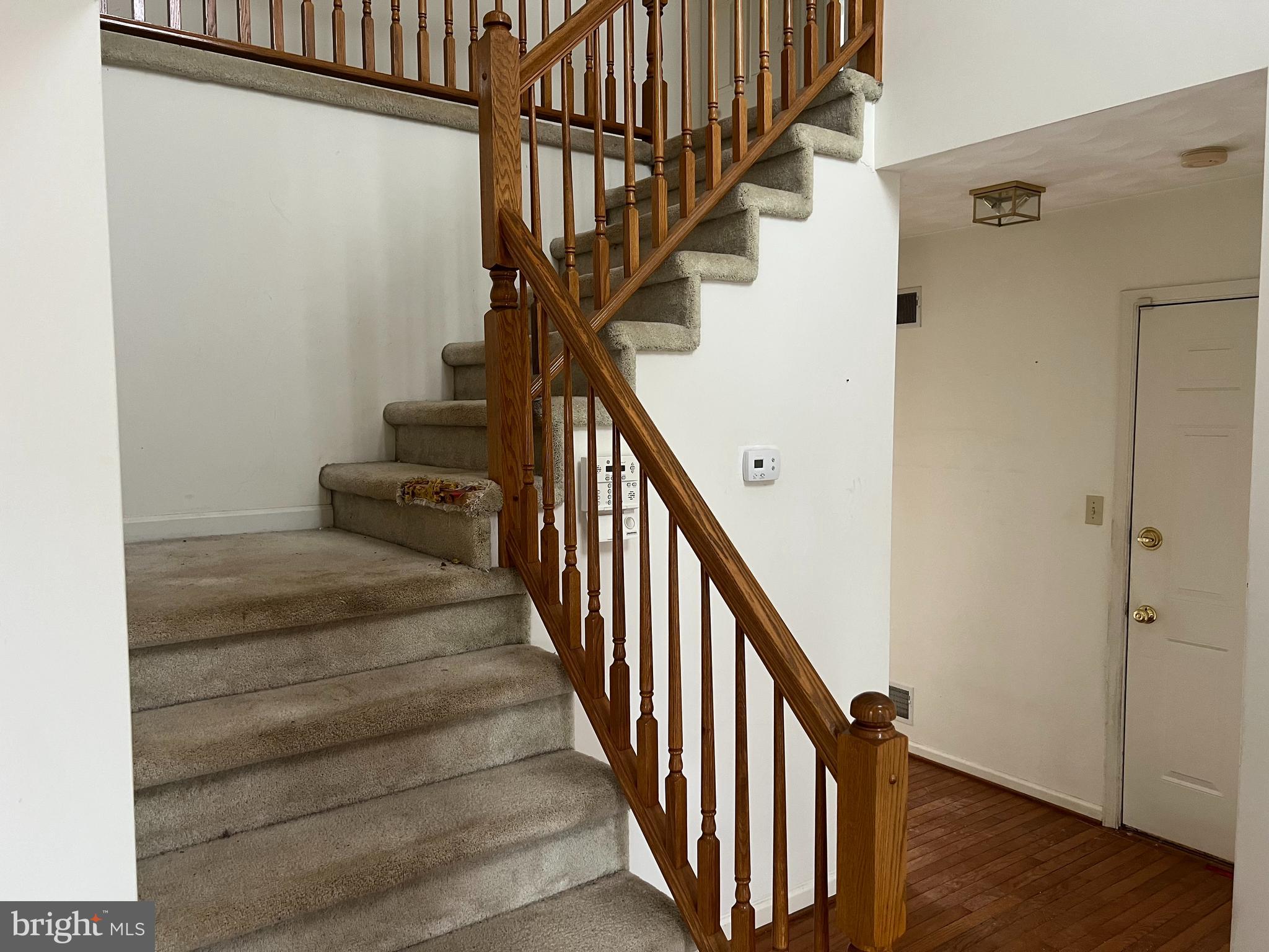 206 Hall Drive Hanover, PA 17331 - Photo 4 of 15 Entryway staircase