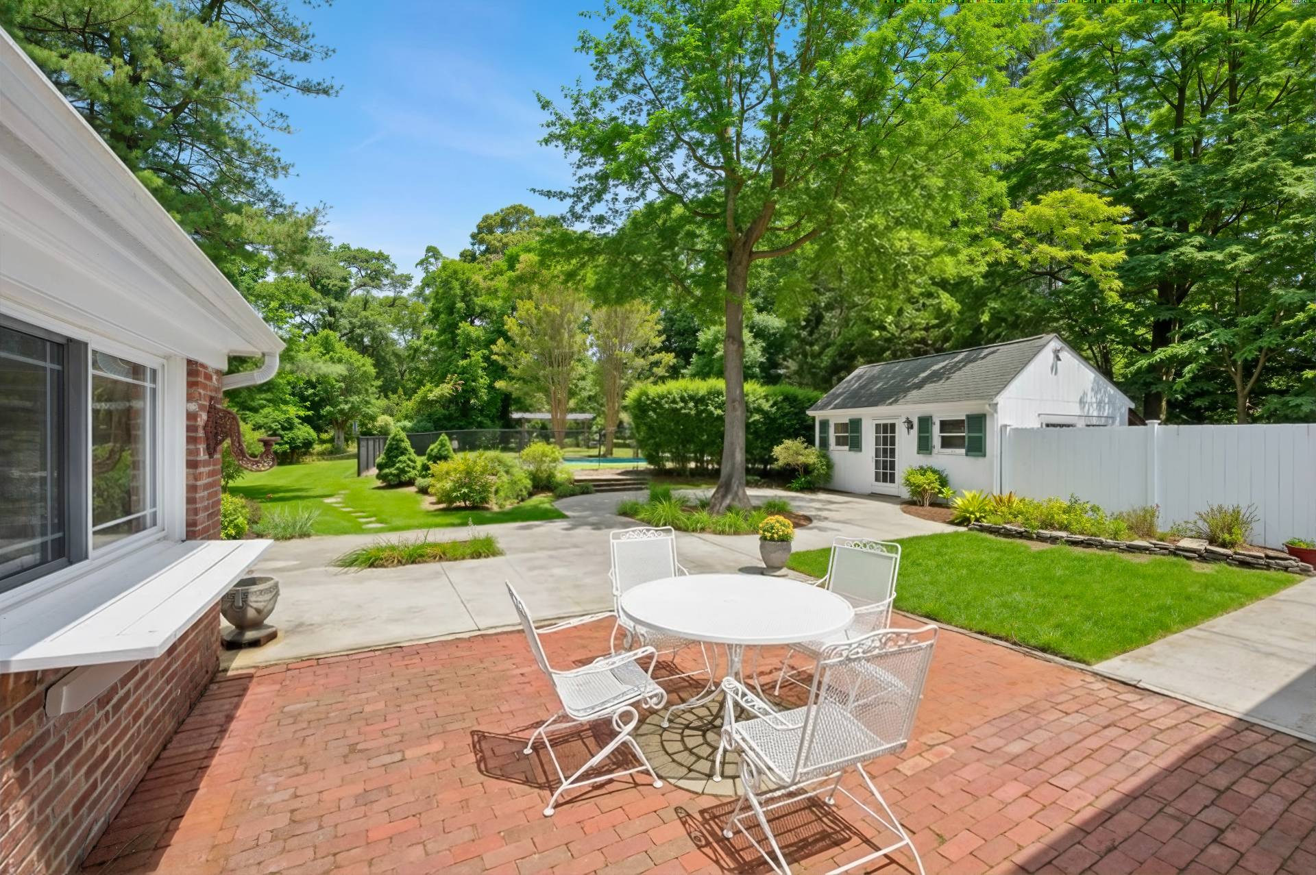 29 D Squiretown Road Hampton Bays, NY 11946 - Photo 18 of 26