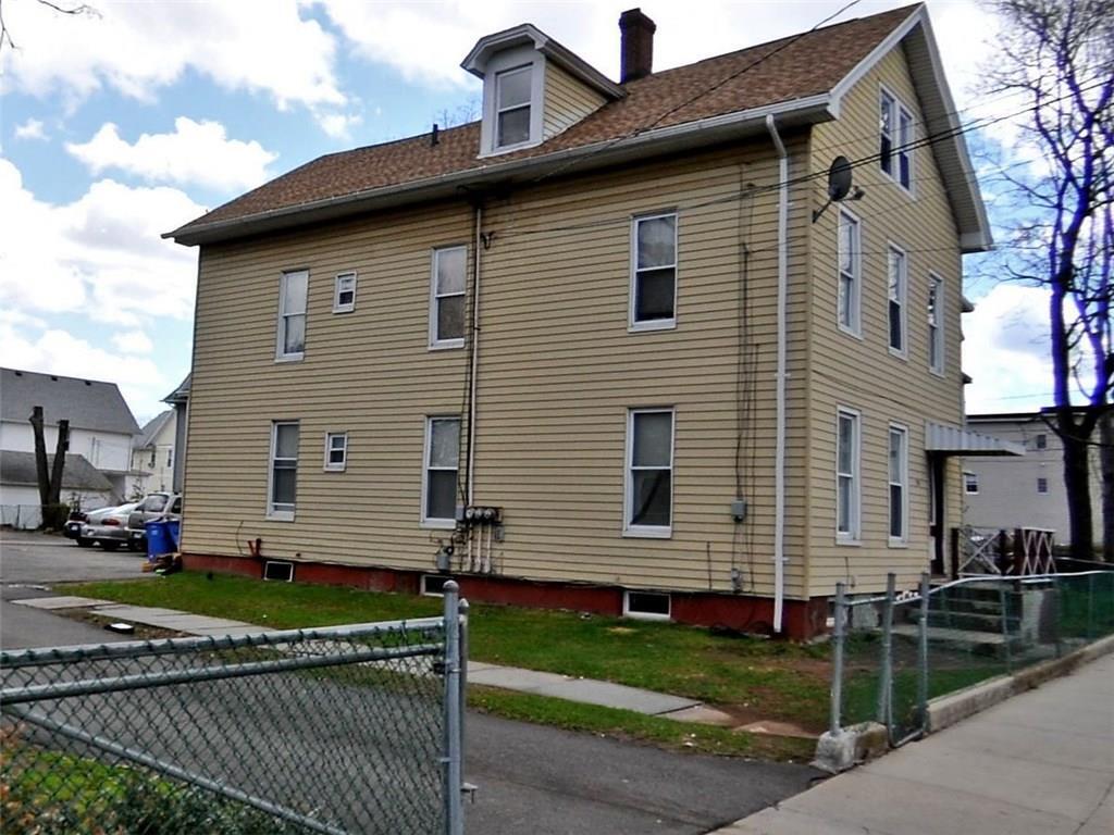 433 Center Street Meriden, CT 06450 - Photo 1 of 1 Gallery Image 1