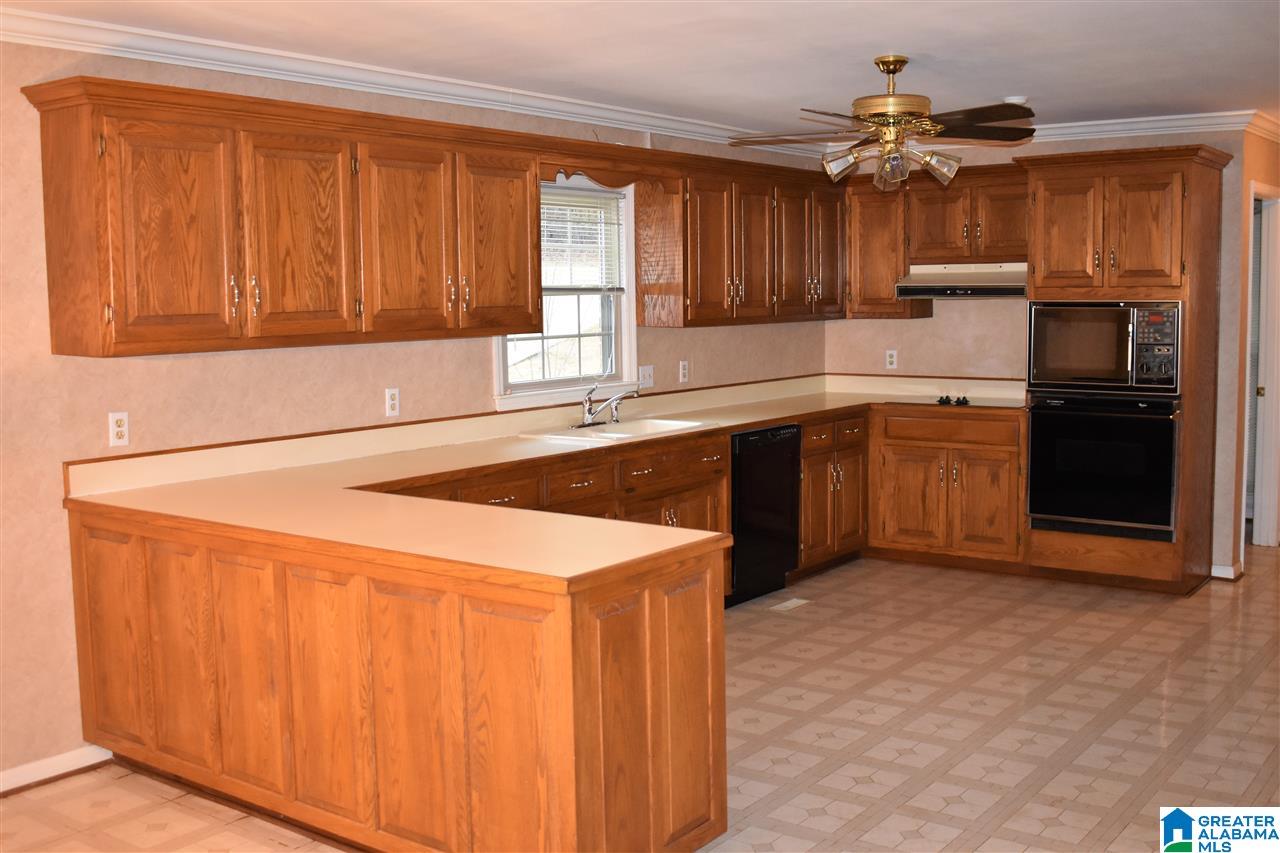 1512 Edwards Lake Road Birmingham, AL 35235 - Photo 8 of 41