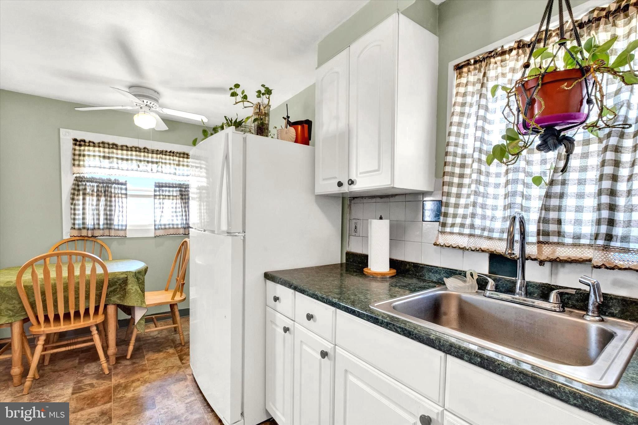 2826 Shipley Road Philadelphia, PA 19152 - Photo 12 of 24 Gallery Image 12