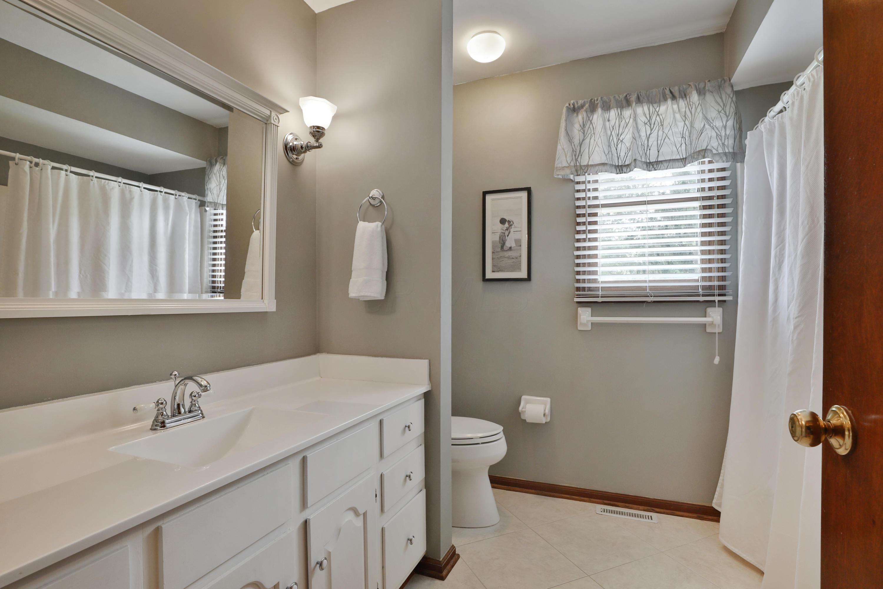 7841 Sethwick Road Dublin, OH 43016 - Photo 32 of 45 Gallery Image 32
