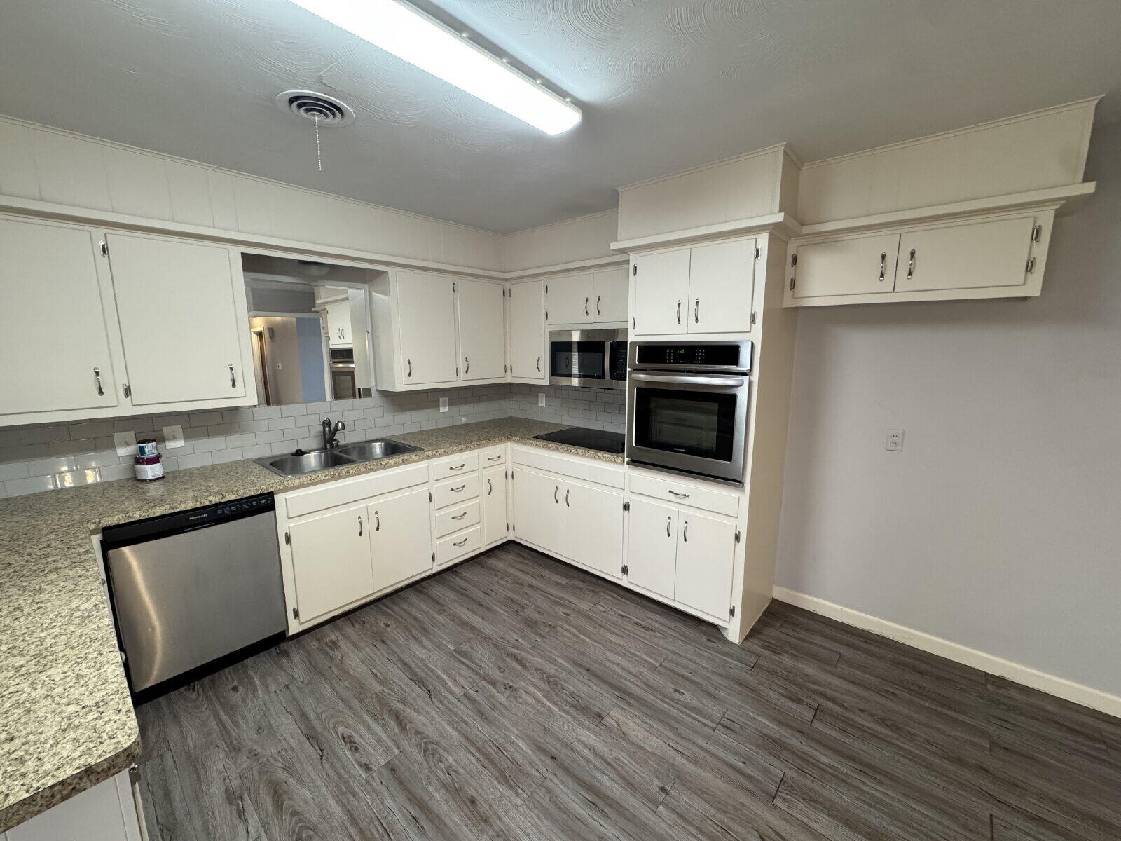 5419 22nd Street Lubbock, TX 79407 - Photo 4 of 10 4