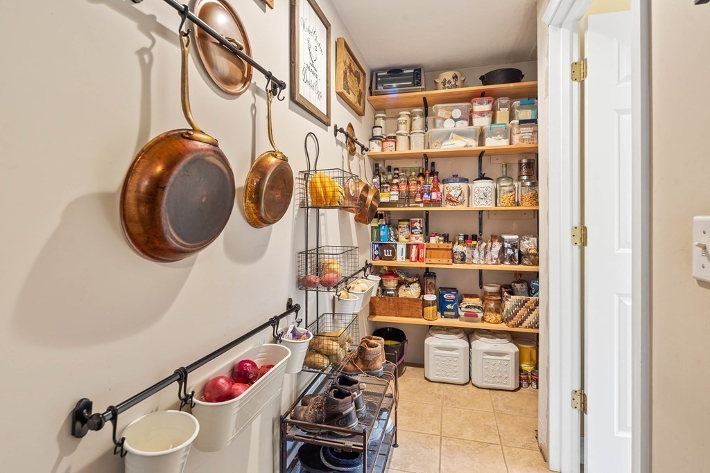 121 Wareham Road Plymouth, MA 02360 - Photo 14 of 30 Gallery Image 14