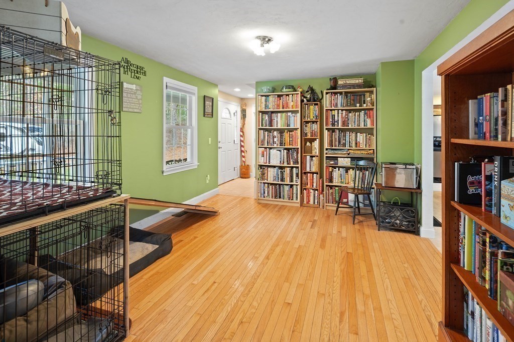 121 Wareham Road Plymouth, MA 02360 - Photo 10 of 30 Gallery Image 10