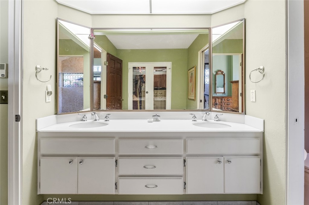 16307 Woodson View Road Poway, CA 92064 - Photo 23 of 62 Gallery Image 23