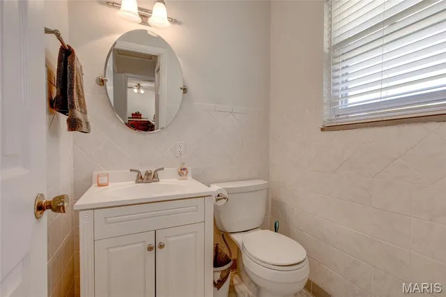 $223,000 | 3303 Greenwood Lane, Godfrey, IL 62035