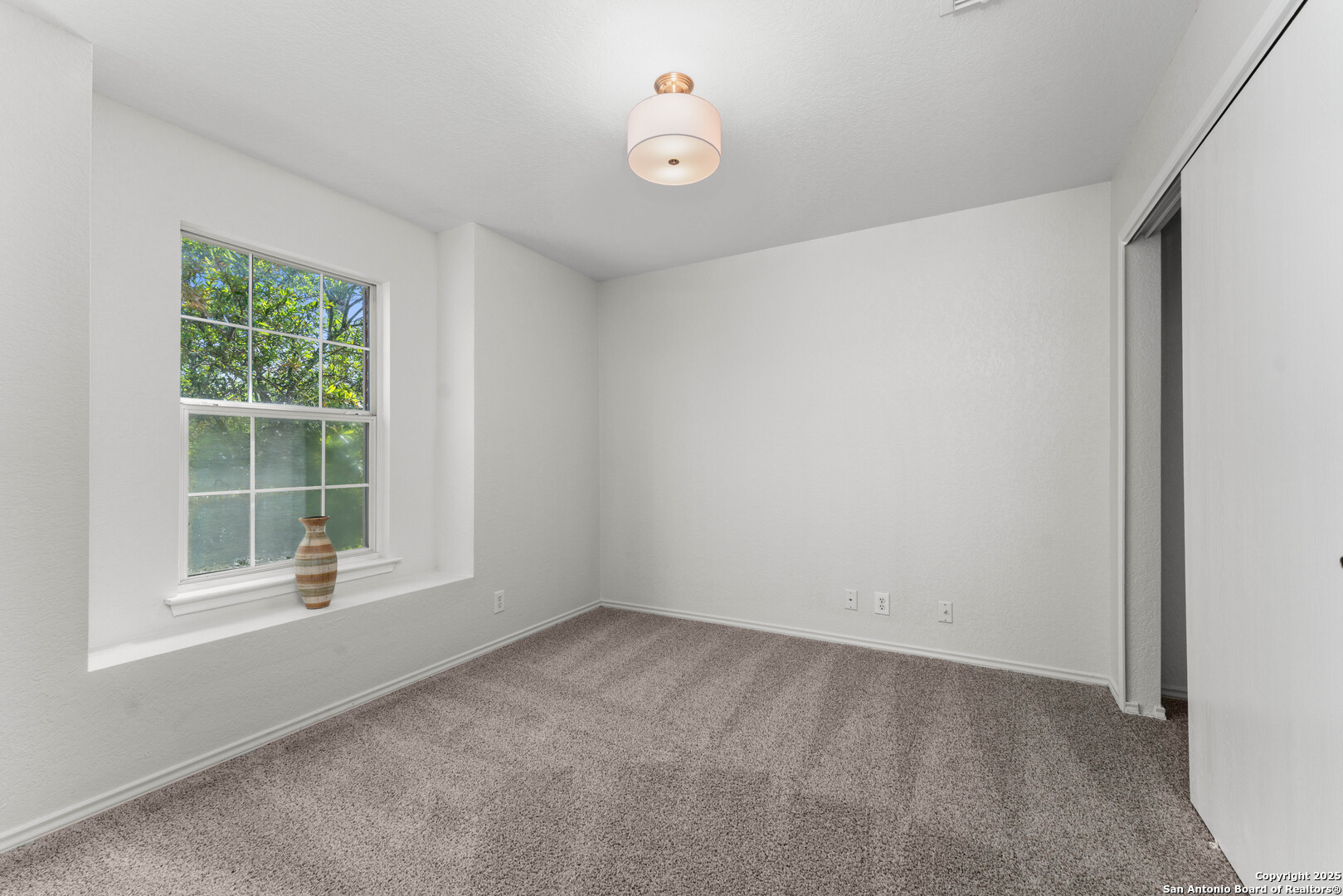 931 Marble Point San Antonio, TX 78251 - Photo 15 of 25