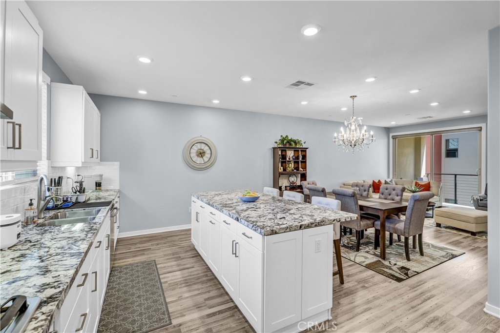 212 Paramount Irvine, CA 92618 - Photo 12 of 29
