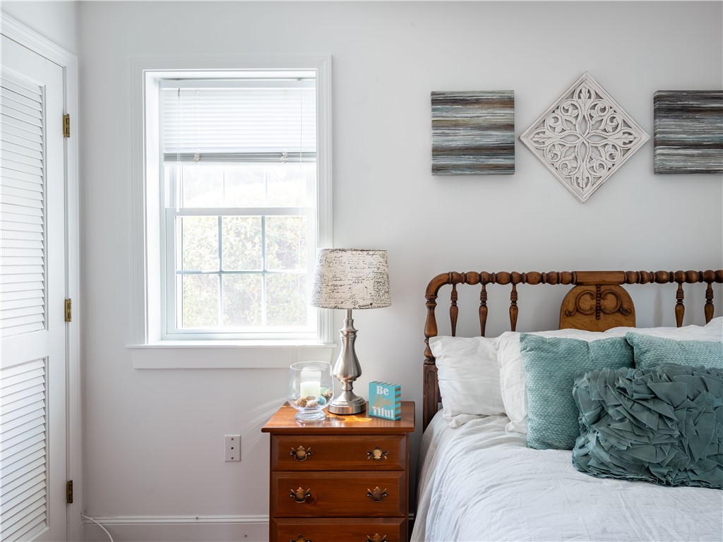 401 Corey Lane Middletown, RI 02842 - Photo 24 of 43