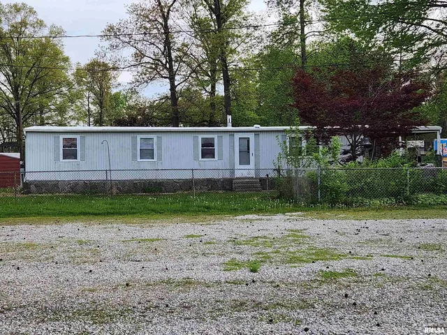 $225,000 | 14625 Highway 15, Mount Vernon, IL 62864