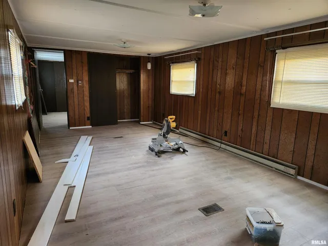 $225,000 | 14625 Highway 15, Mount Vernon, IL 62864