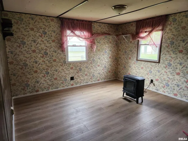 $225,000 | 14625 Highway 15, Mount Vernon, IL 62864