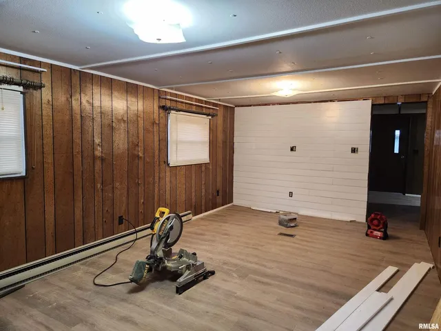 $225,000 | 14625 Highway 15, Mount Vernon, IL 62864