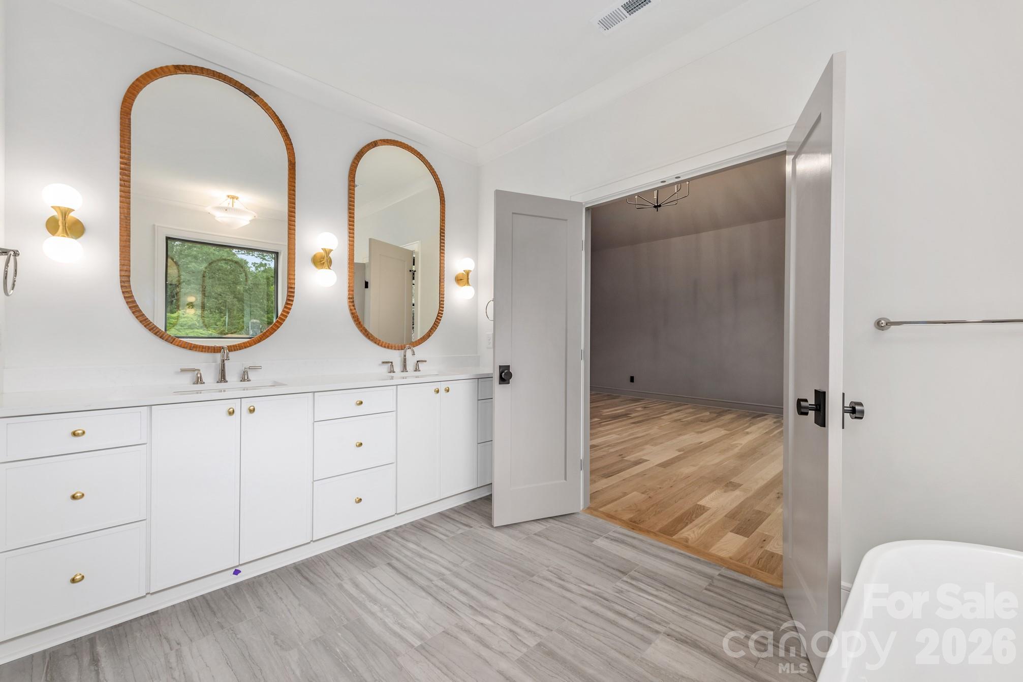 4413 Castleton Road Charlotte, NC 28211 - Photo 30 of 43 Gallery Image 30