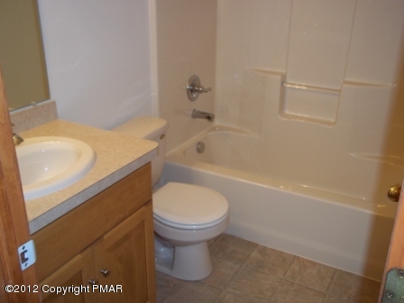 1002 Long Lake Road Bushkill, PA 18371 - Photo 11 of 18 100_0567