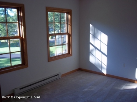 1002 Long Lake Road Bushkill, PA 18371 - Photo 12 of 18 100_0568
