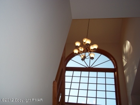 1002 Long Lake Road Bushkill, PA 18371 - Photo 4 of 18 100_0560