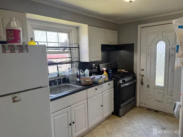 $425,000 | 65 Lehigh Avenue, Piscataway, NJ 08854