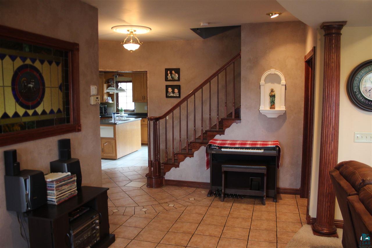 2025 Springvale Road Duluth, MN 55811 - Photo 3 of 18 Gallery Image 3