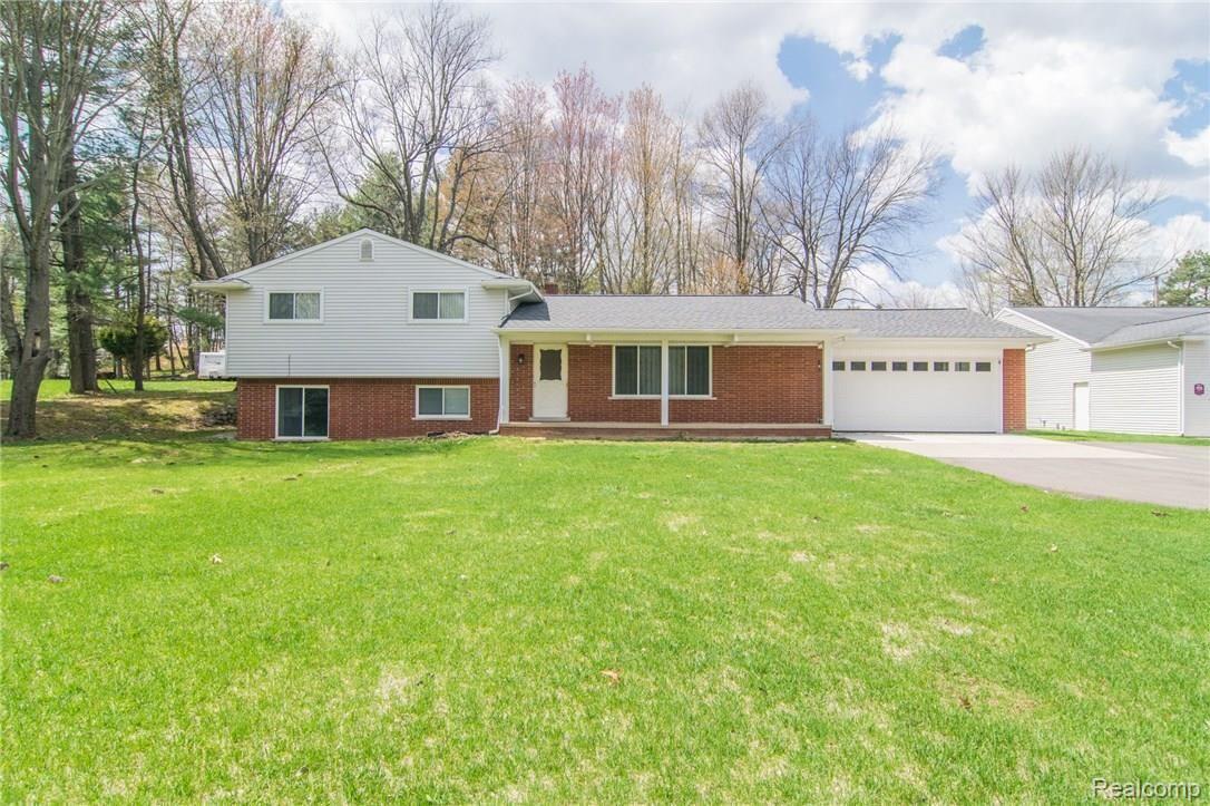 8075 Reese Road Clarkston, MI 48348 - Photo 1 of 50 DSC_0001.jpg
