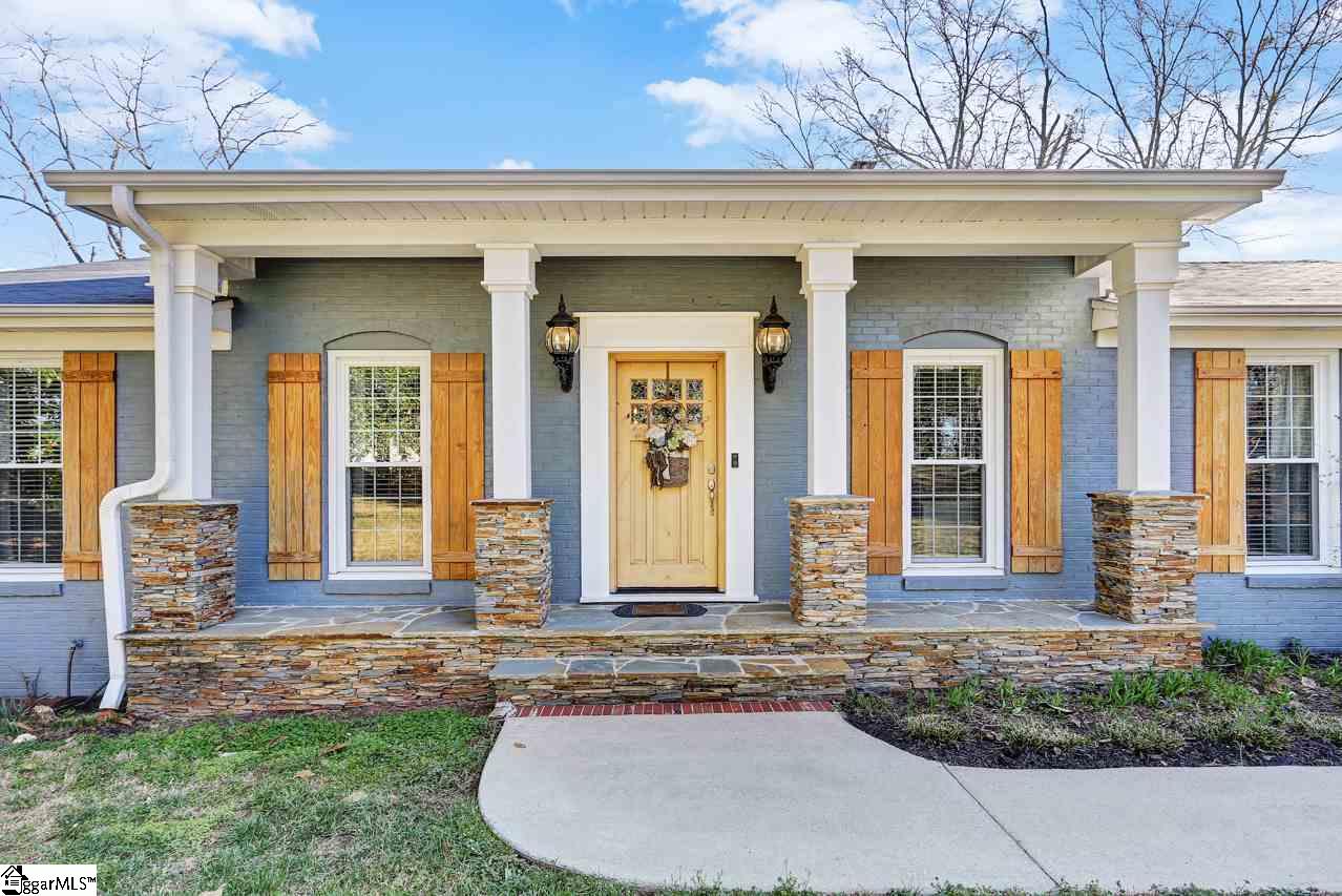 232 St Mark Road Taylors, SC 29687 - Photo 2 of 36 Gallery Image 2