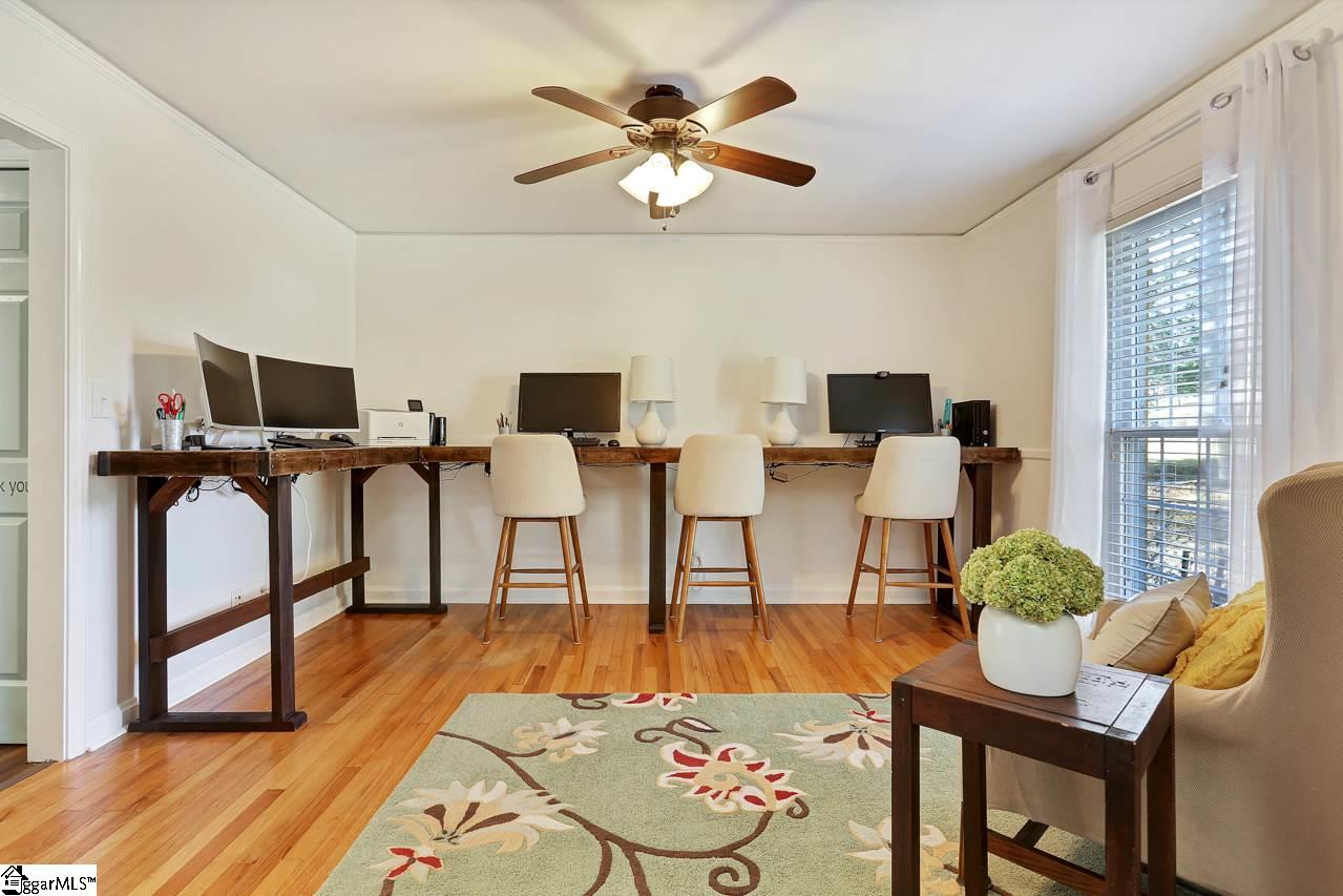 232 St Mark Road Taylors, SC 29687 - Photo 4 of 36 Gallery Image 4