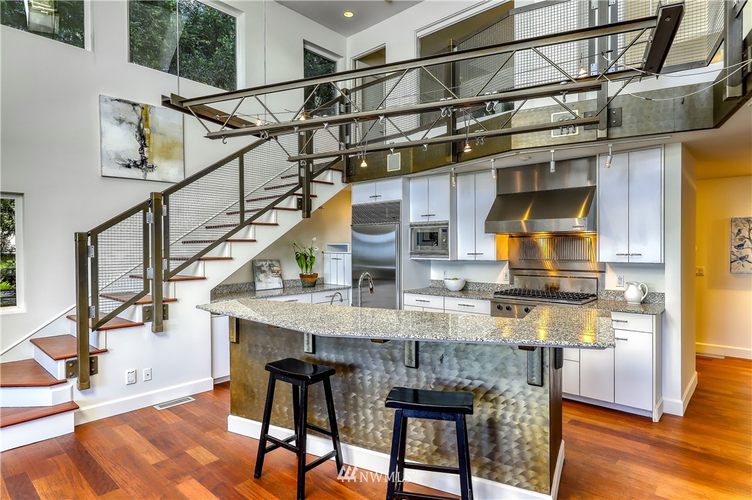 12145 Arrow Point Loop Northeast Bainbridge Island, WA 98110 - Photo 27 of 40