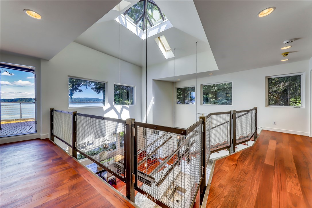 12145 Arrow Point Loop Northeast Bainbridge Island, WA 98110 - Photo 29 of 40