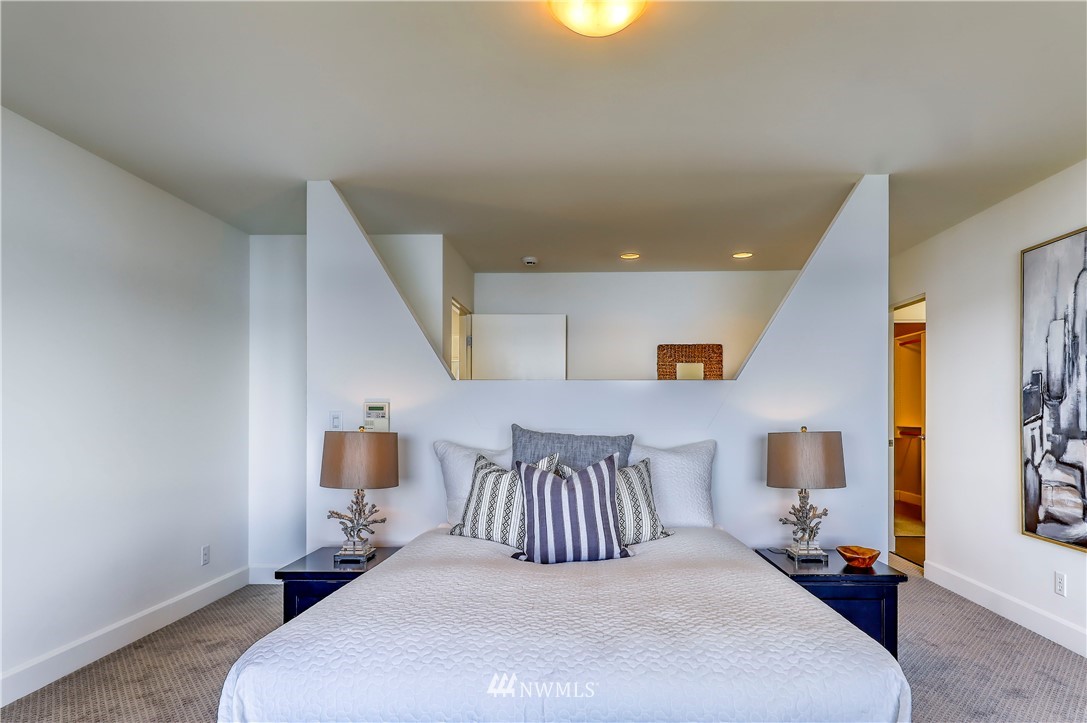 12145 Arrow Point Loop Northeast Bainbridge Island, WA 98110 - Photo 35 of 40