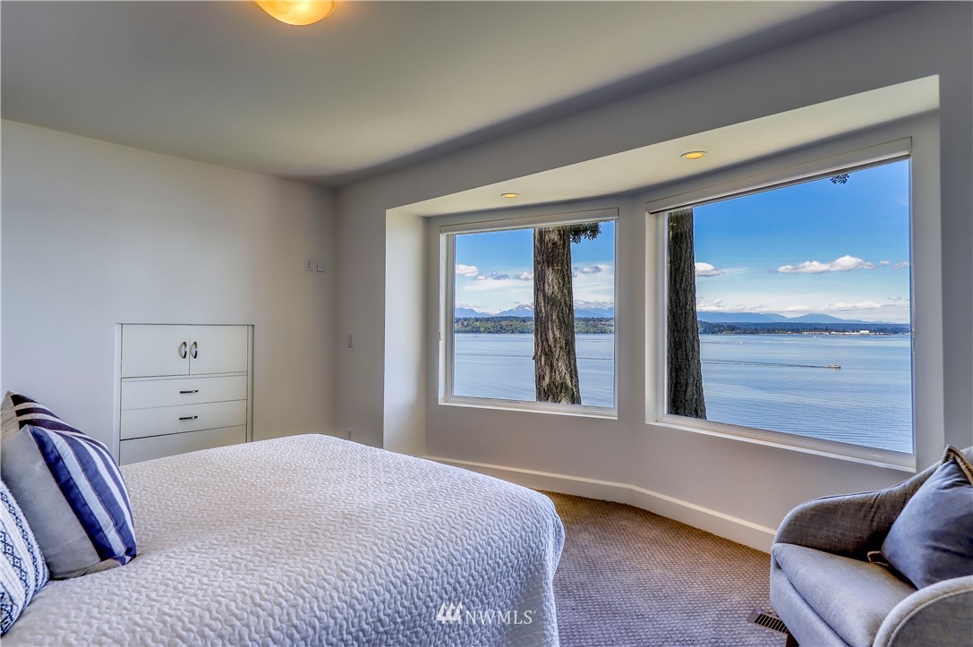 12145 Arrow Point Loop Northeast Bainbridge Island, WA 98110 - Photo 36 of 40