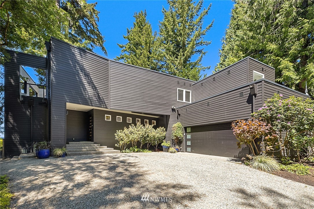 12145 Arrow Point Loop Northeast Bainbridge Island, WA 98110 - Photo 9 of 40