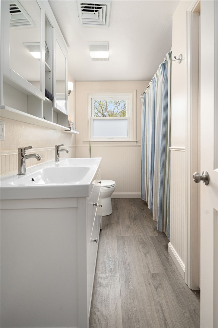 628 County Road Barrington, RI 02806 - Photo 18 of 40