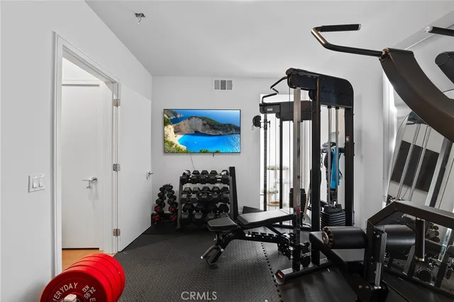 $1,599,000 | 1056 Joels Place, Los Angeles, CA 90012