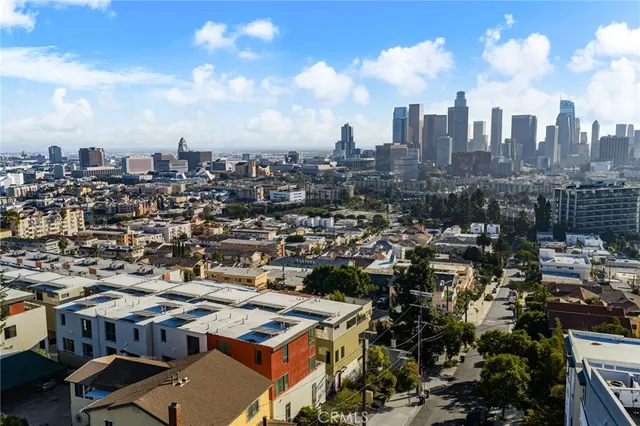 $1,599,000 | 1056 Joels Place, Los Angeles, CA 90012