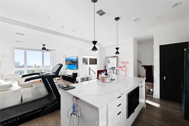 $1,599,000 | 1056 Joels Place, Los Angeles, CA 90012