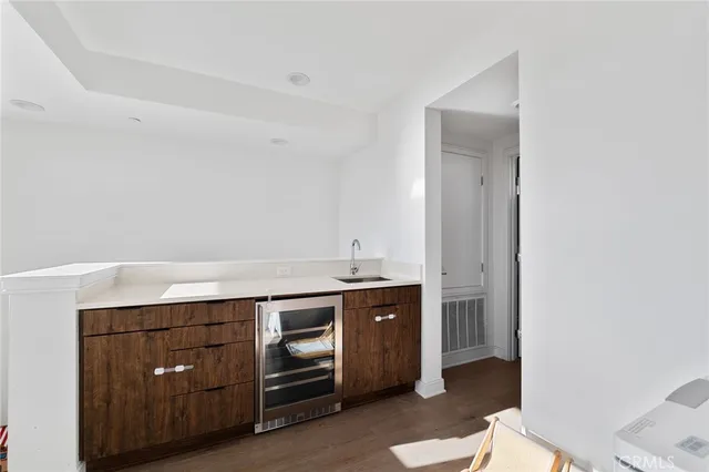 $1,599,000 | 1056 Joels Place, Los Angeles, CA 90012