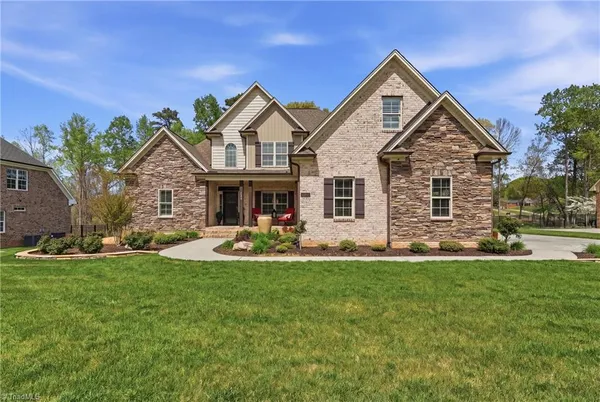 $625,000 | 187 Pipers Ridge East, Lexington, NC 27295