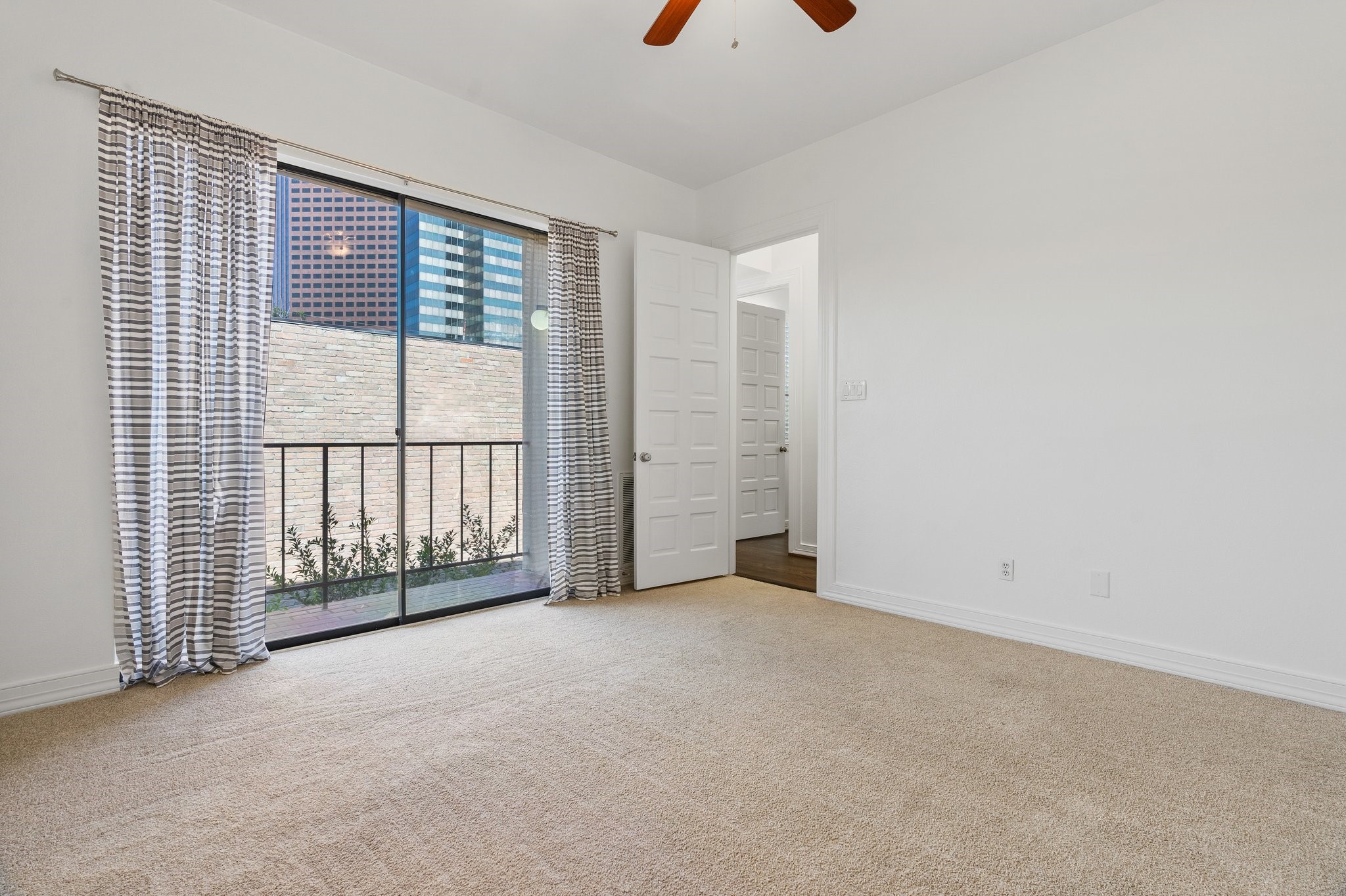 5602 San Felipe Street Houston, TX 77056 - Photo 35 of 45