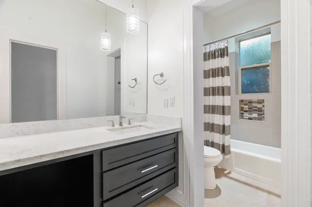 $6,000 | 5602 San Felipe Street, Houston, TX 77056