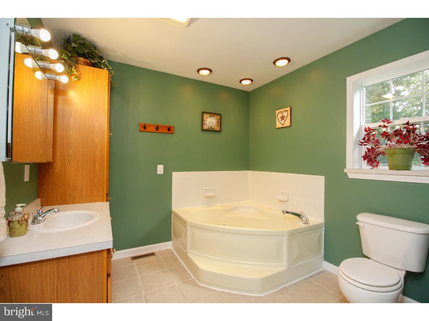 4626 Post Road Vineland, NJ 08360 - Photo 14 of 25 Bathroom