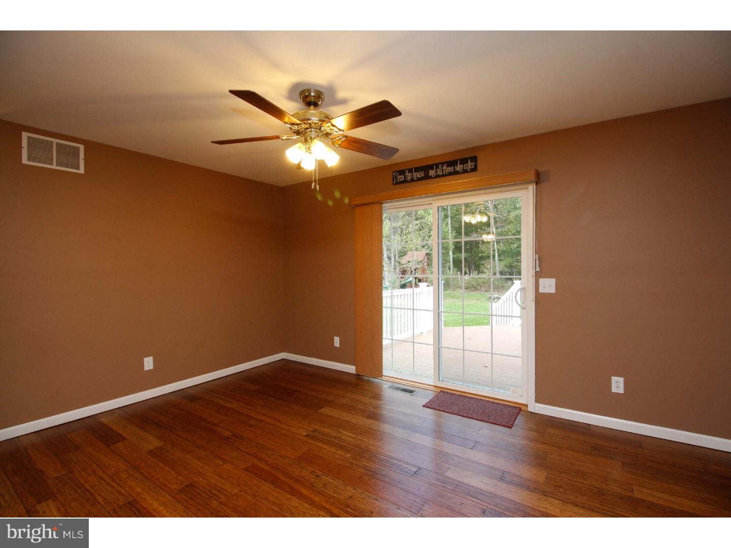 4626 Post Road Vineland, NJ 08360 - Photo 8 of 25 Dining Room